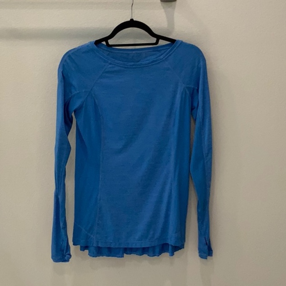 Lululemon women’s long sleeve shirt